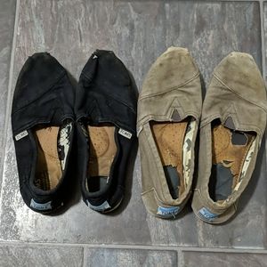 Used Tom's shoes